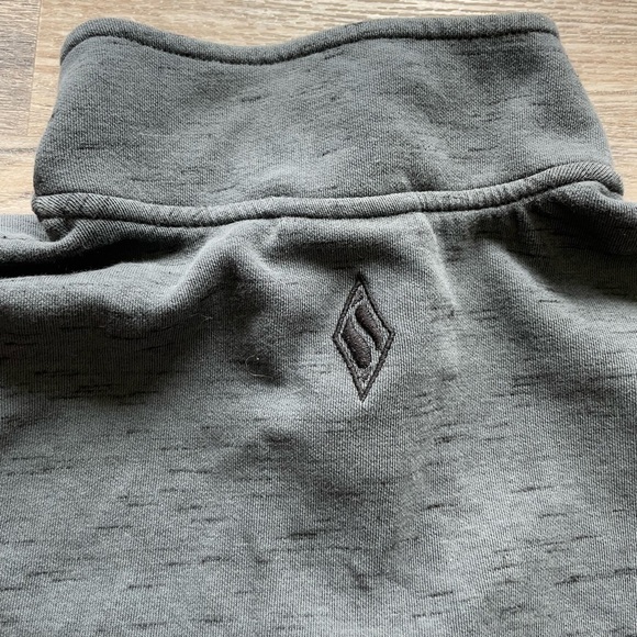 Skechers Women’s Fitted Charcoal Grey Sweatshirt, size medium - Picture 7 of 10